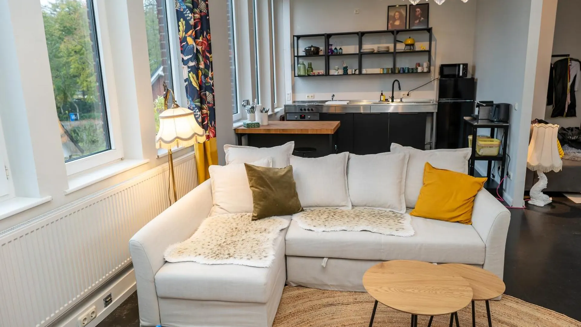 Apartment 135Qm Loft Vor Den Toren Hamburgs Schenefeld  Germany